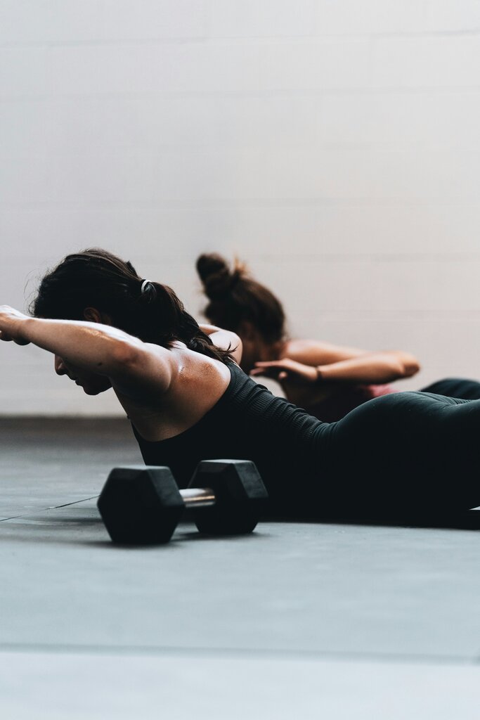 How to Eat for Fat Loss During Fitness Training: A Scientific Guide